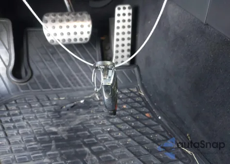 2012 Mercedes-Benz Slk 350 z USA, uszkodzony, nr VIN WDDPK5HA6CF009943